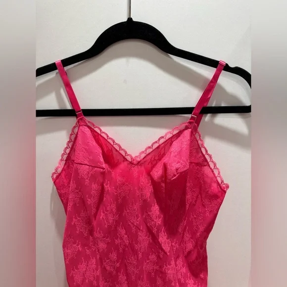 Vintage vanity fair hot pink Pink Lace Slip Dress size 32 small - Picture 2 of 9